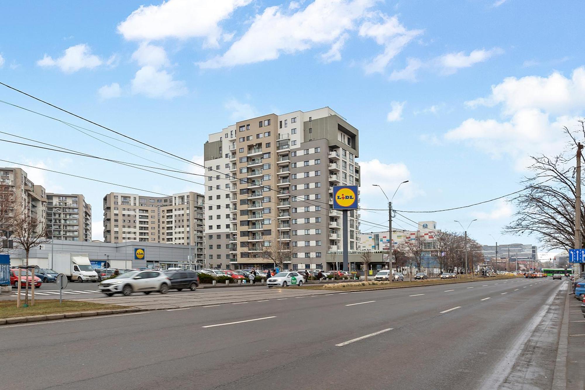 Mido Park Apartment With Private Parking & Self Check-In ブカレスト エクステリア 写真