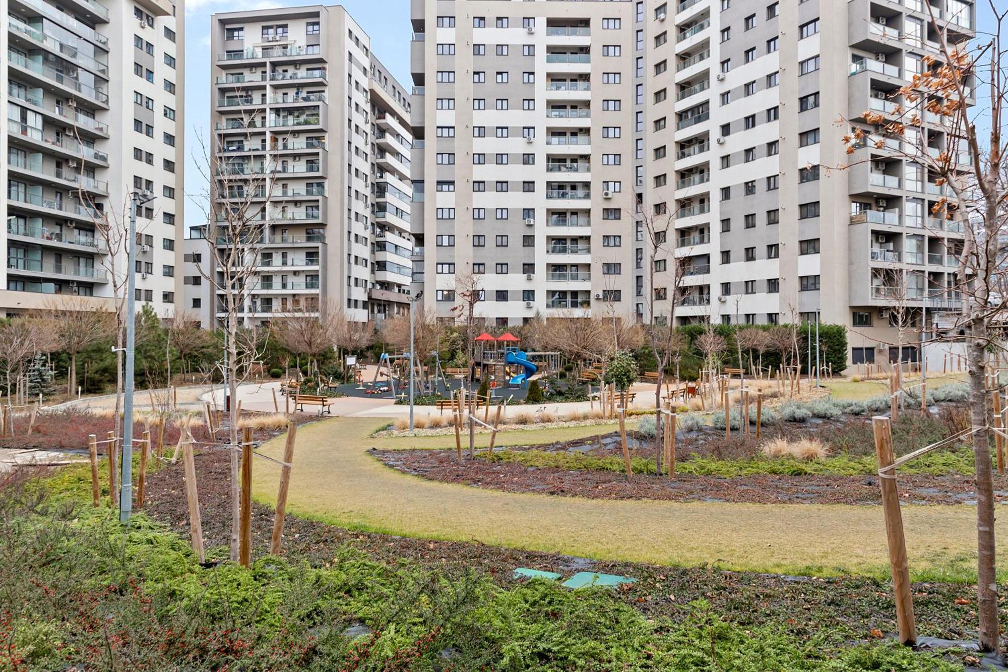 Mido Park Apartment With Private Parking & Self Check-In ブカレスト エクステリア 写真