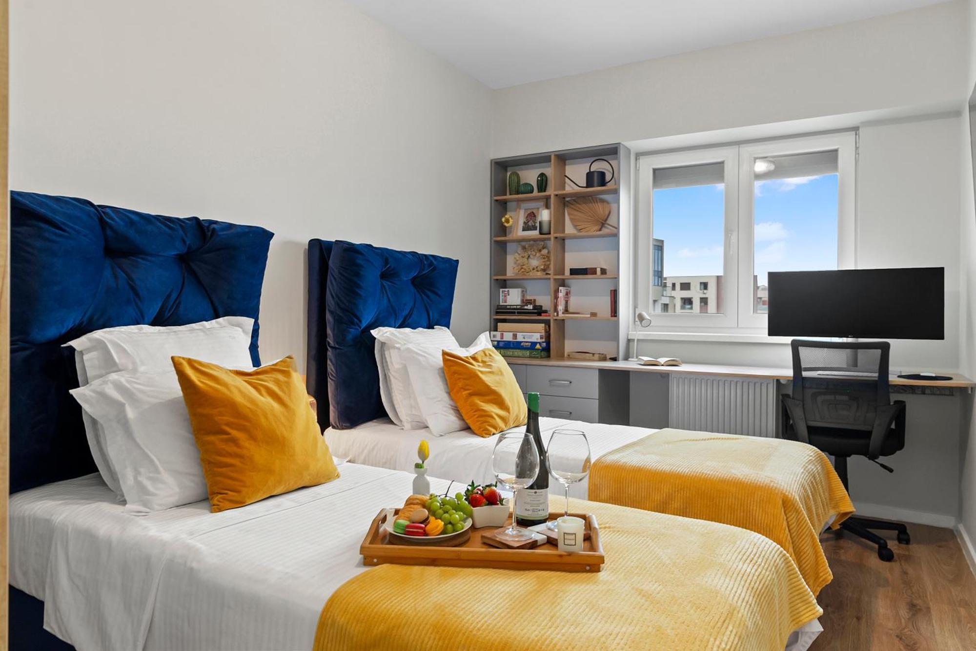 Mido Park Apartment With Private Parking & Self Check-In ブカレスト エクステリア 写真