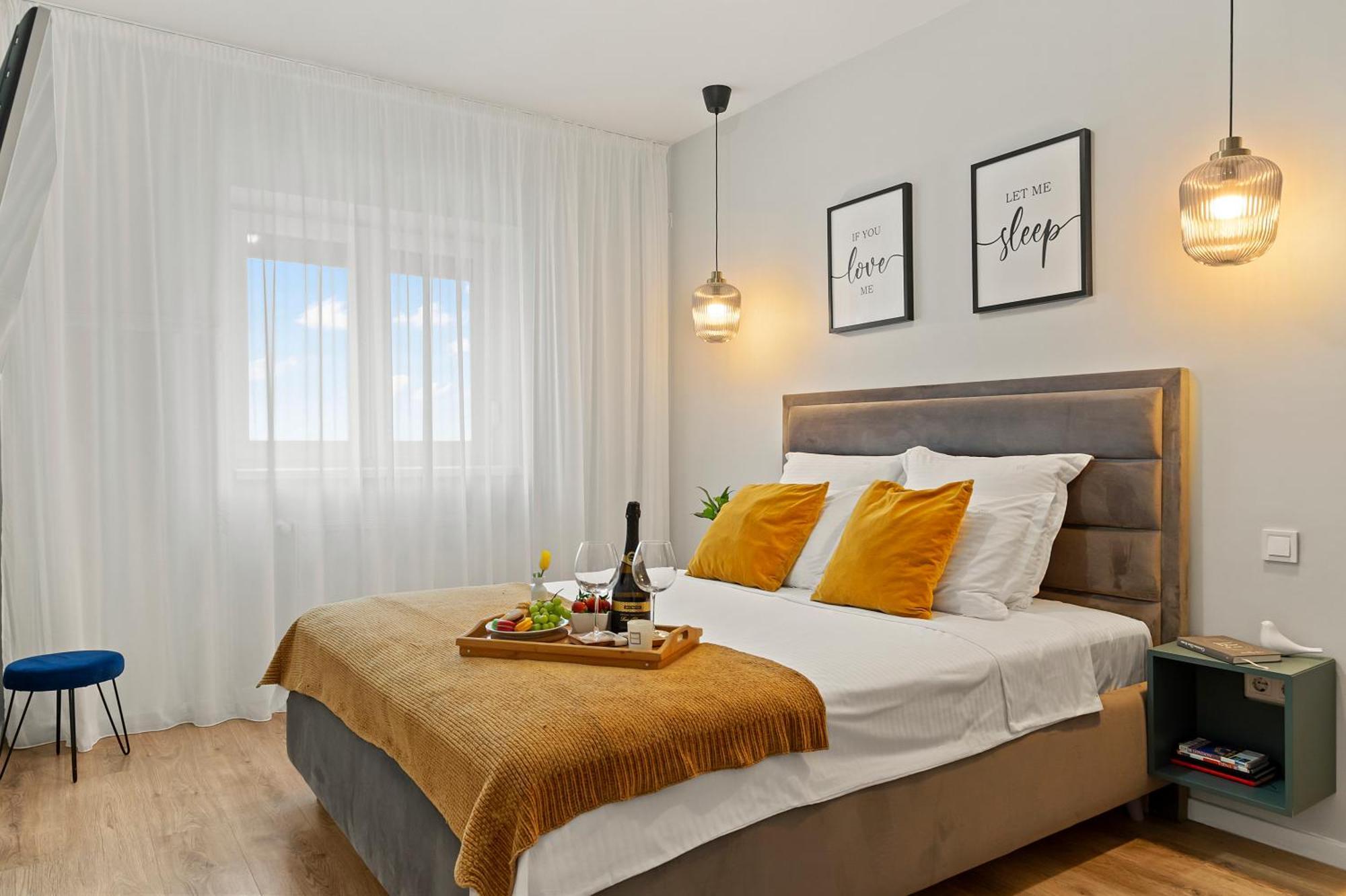 Mido Park Apartment With Private Parking & Self Check-In ブカレスト エクステリア 写真