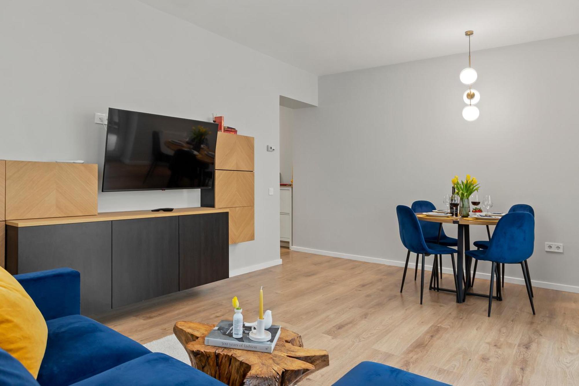 Mido Park Apartment With Private Parking & Self Check-In ブカレスト エクステリア 写真
